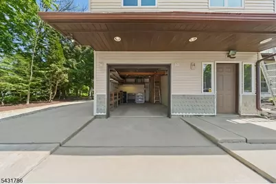 14 Trenton Pl, Newton, NJ 07860 - Photo 7