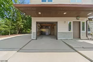 14 Trenton Pl, Newton, NJ 07860 - Photo 9