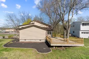14 Trenton Pl, Newton, NJ 07860 - Photo 3
