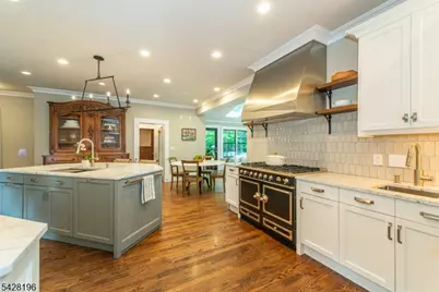 324 Morris Ave, Mountain Lakes, NJ 07046 - Photo 13