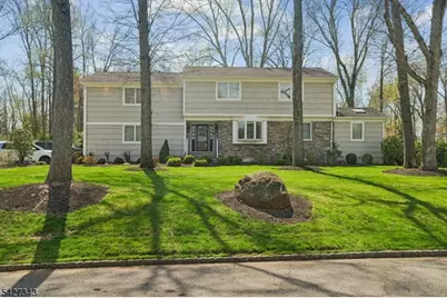 9 Wingate Way, Roseland, NJ 07068 - Photo 5