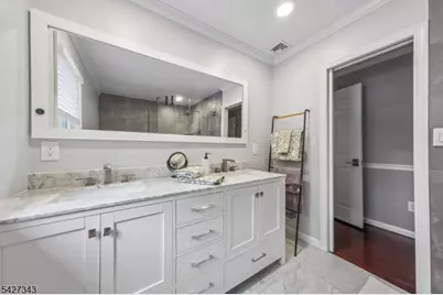 9 Wingate Way, Roseland, NJ 07068 - Photo 25