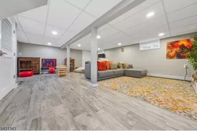 9 Wingate Way, Roseland, NJ 07068 - Photo 33