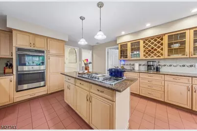 9 Wingate Way, Roseland, NJ 07068 - Photo 19