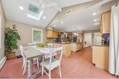 9 Wingate Way, Roseland, NJ 07068 - Photo 17