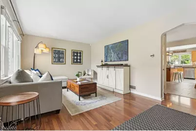 90 Columbia Ave, Nutley, NJ 07110 - Photo 5
