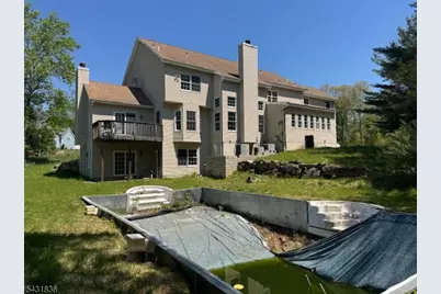 15 Berry Ct, Mount Olive, NJ 07836 - Photo 11