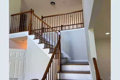 15 Berry Ct, Mount Olive, NJ 07836 - Photo 5