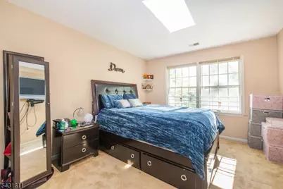 366 Potomac Dr, Bernards Township, NJ 07920 - Photo 11