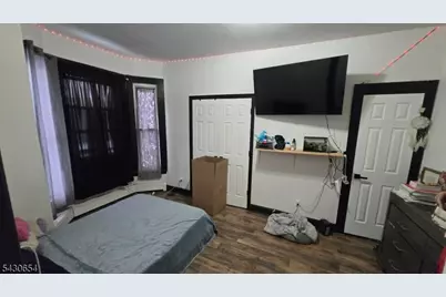 32 Emmet St, Newark, NJ 07114 - Photo 21