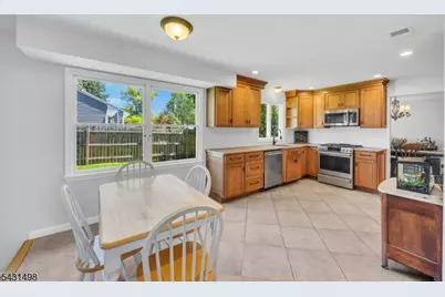18 Johnfield Ct, Piscataway Township, NJ 08854 - Photo 17