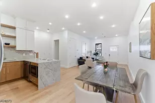 113 Oak St, Jersey City, NJ 07304 - Photo 13