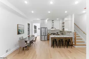 113 Oak St, Jersey City, NJ 07304 - Photo 3