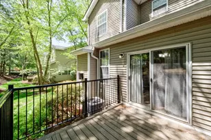 10 Cypress Ct, Clinton, NJ 08809 - Photo 31