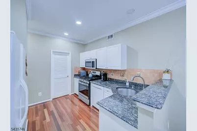 10 Cypress Ct, Clinton, NJ 08809 - Photo 13