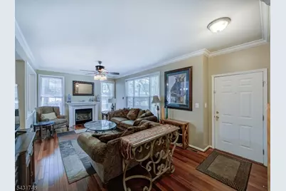 10 Cypress Ct, Clinton, NJ 08809 - Photo 7
