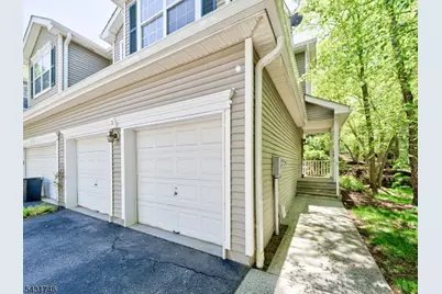 10 Cypress Ct, Clinton, NJ 08809 - Photo 1