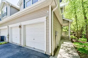 10 Cypress Ct, Clinton, NJ 08809 - Photo 1