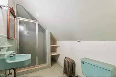 141 Aycrigg Ave, Passaic, NJ 07055 - Photo 27