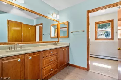 25 Hope Rd, Liberty Township, NJ 07838 - Photo 33