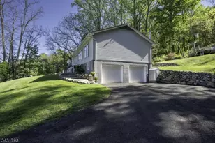 25 Hope Rd, Liberty Township, NJ 07838 - Photo 47