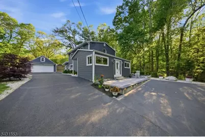 47 Dupont Ave, Wanaque, NJ 07420 - Photo 41