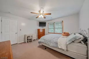 11 Ledgerock Ct, Parsippany, NJ 07950 - Photo 27