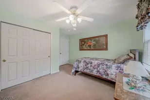 11 Ledgerock Ct, Parsippany, NJ 07950 - Photo 29