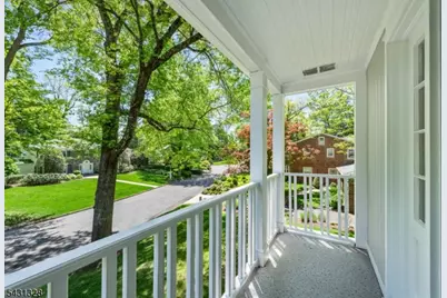 14 Cross Gates, Millburn, NJ 07078 - Photo 27