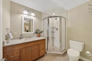 14 Cross Gates, Millburn, NJ 07078 - Photo 29