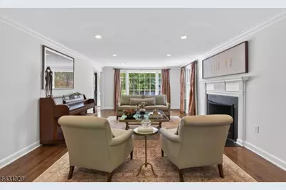 14 Cross Gates, Millburn, NJ 07078 - Photo 9