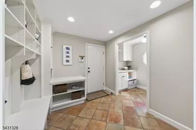 14 Cross Gates, Millburn, NJ 07078 - Photo 23