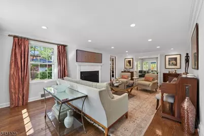 14 Cross Gates, Millburn, NJ 07078 - Photo 7
