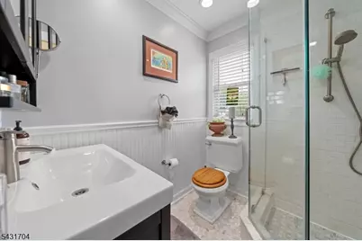 5 Leo Ter, Bloomfield, NJ 07003 - Photo 15