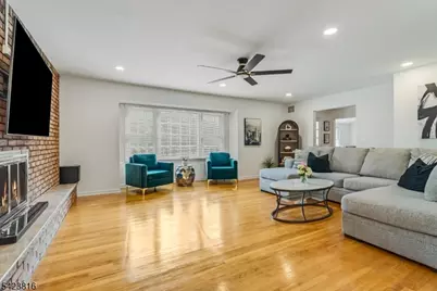 645 Foothill Rd, Bridgewater Twp., NJ 08807 - Photo 3