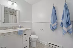 203 N Fullerton Ave, Montclair, NJ 07042 - Photo 23