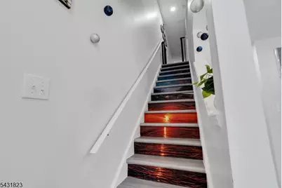 19 Clarion Ln, Newark, NJ 07103 - Photo 9