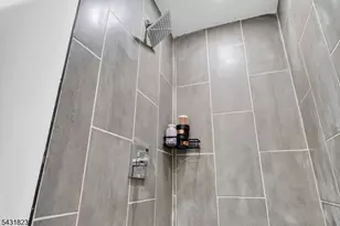 19 Clarion Ln, Newark, NJ 07103 - Photo 19