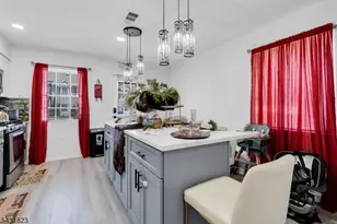 19 Clarion Ln, Newark, NJ 07103 - Photo 5