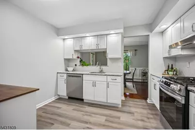 10H Sentinel Ct #H, Chatham Township, NJ 07928 - Photo 3