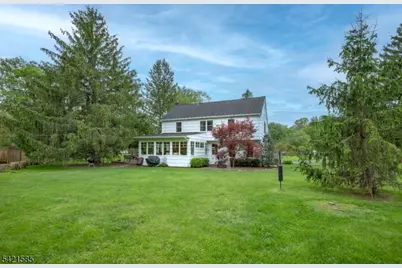 255 Skyline Dr, Long Hill Township, NJ 07946 - Photo 3