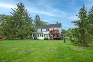 255 Skyline Dr, Long Hill Township, NJ 07946 - Photo 3