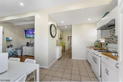 327 Cherry St, Elizabeth, NJ 07208 - Photo 25