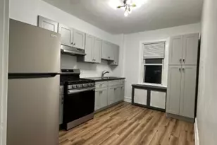 32 Hamilton Ave, Fairview, NJ 07022 - Photo 9