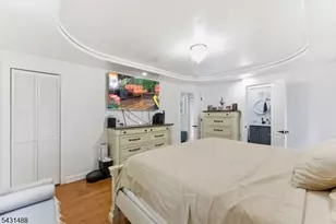 663 S Center St, Orange, NJ 07050 - Photo 15