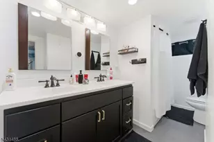 663 S Center St, Orange, NJ 07050 - Photo 21