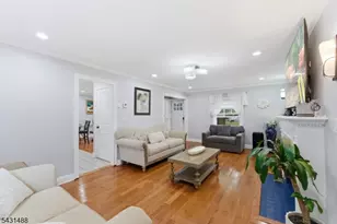 663 S Center St, Orange, NJ 07050 - Photo 3