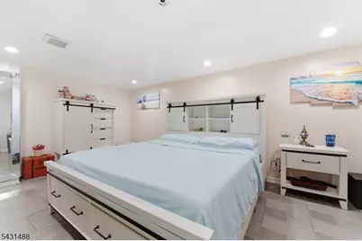 663 S Center St, Orange, NJ 07050 - Photo 25