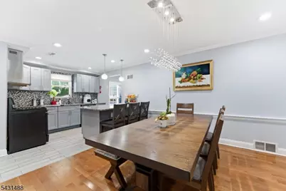 663 S Center St, Orange, NJ 07050 - Photo 11