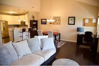 104 Stone Creek Ct, Hanover Township, NJ 07981 - Photo 11